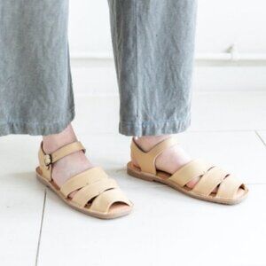NWOT Hereu Morella Flat Sandals in Beige